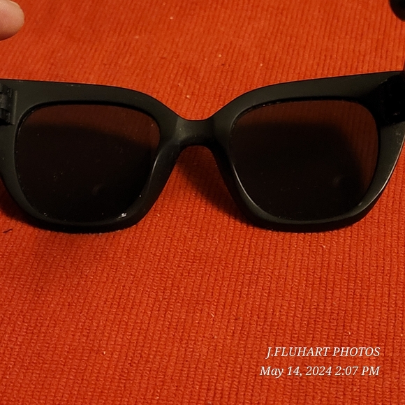 Toms Sydney Travelers Collection Cat EYE Matte Black Sunglasses - Picture 4 of 13